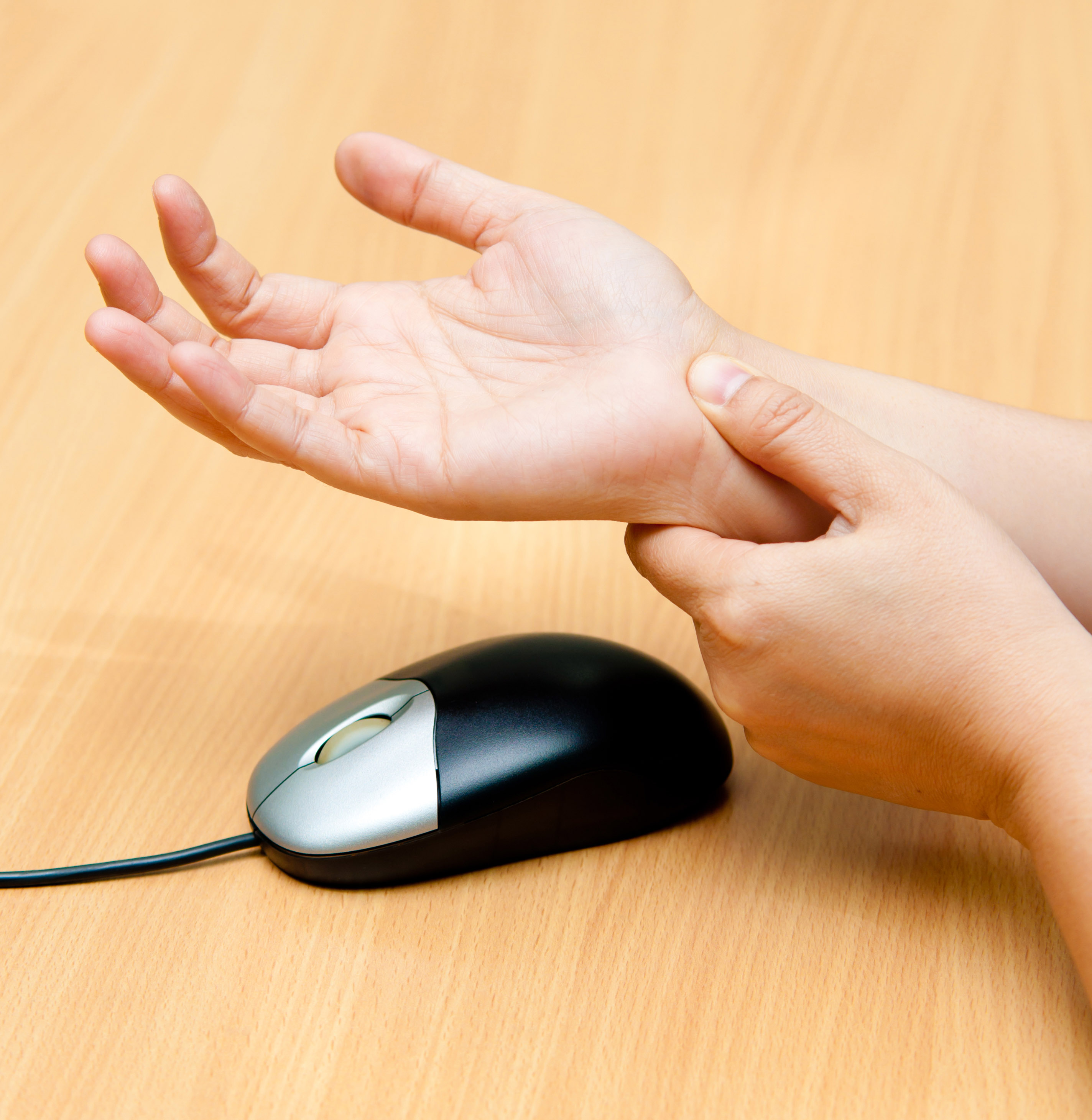 Nondominant hand computer mouse training and the bilateral