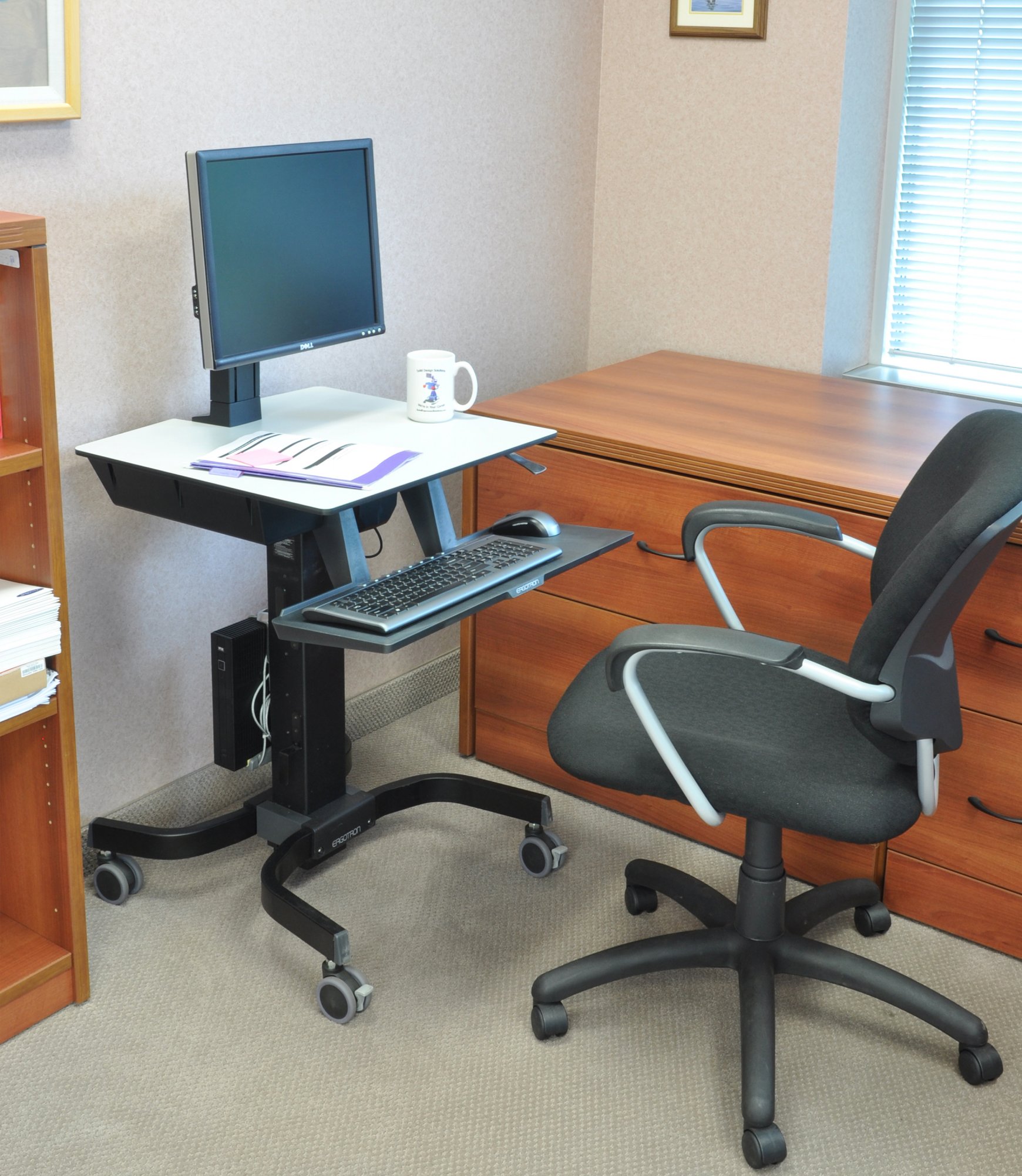 Sit and work at office with ergotron 24-215-085 WorkFit-C