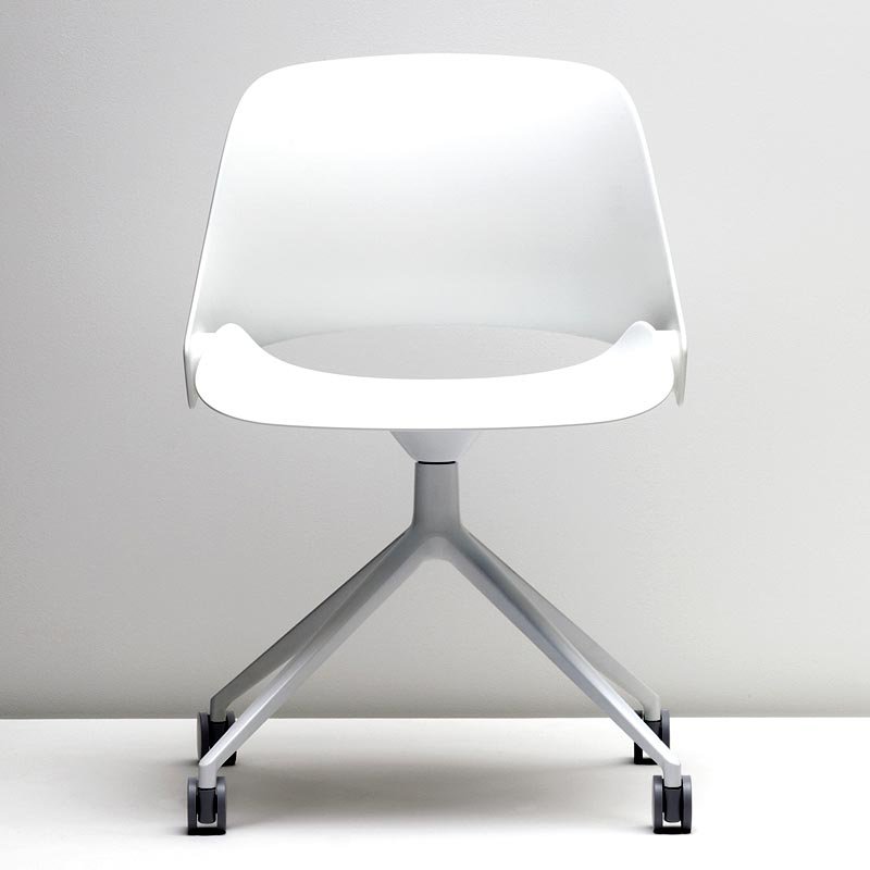 Humanscale Trea Versatile Sophisticated Ergonomic Chair
