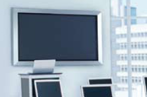Peerless SF670 SmartMount Flat Wall Mount Inuse Image