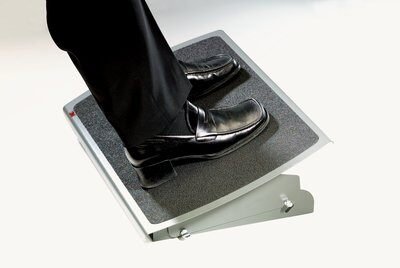 3M FR530CB Height and Tilt Adjustable Foot Rest