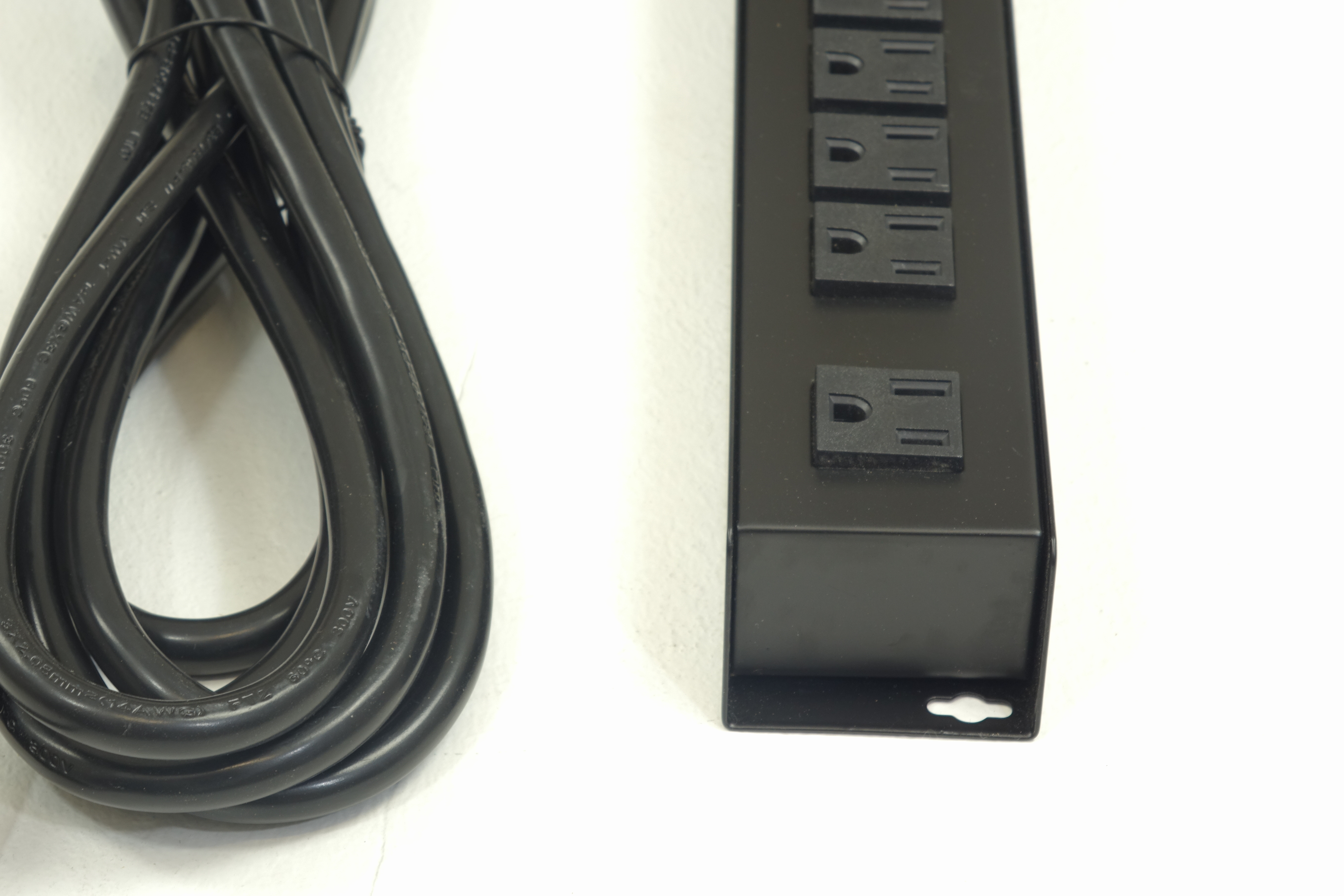 Mountable Power Strip Surge Protector with 6 outlets, ED-SURGE-615