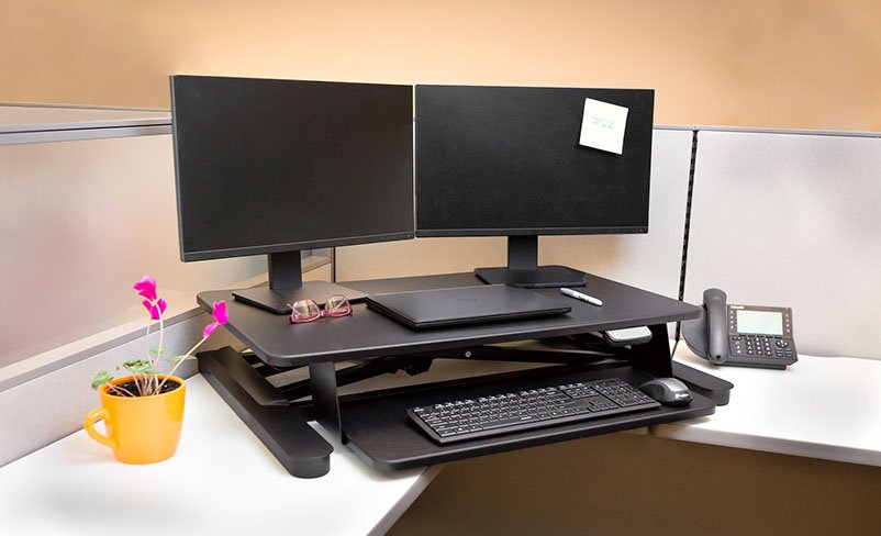 Ergotech FDM-E-DESK Freedom E-Desk 36" Desktop Converter in application