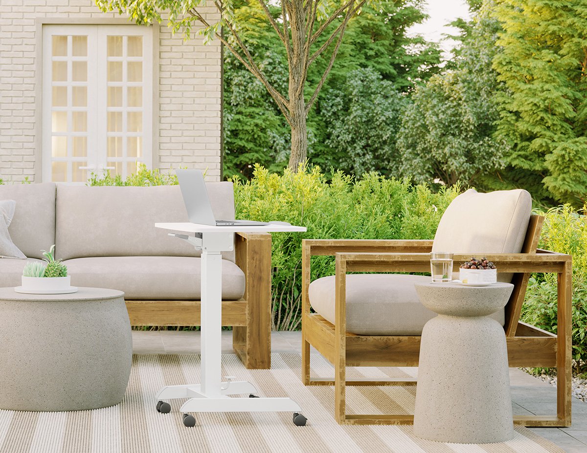 Utilize the mobility of Movel by taking your work outside for an enhanced workday experience.
