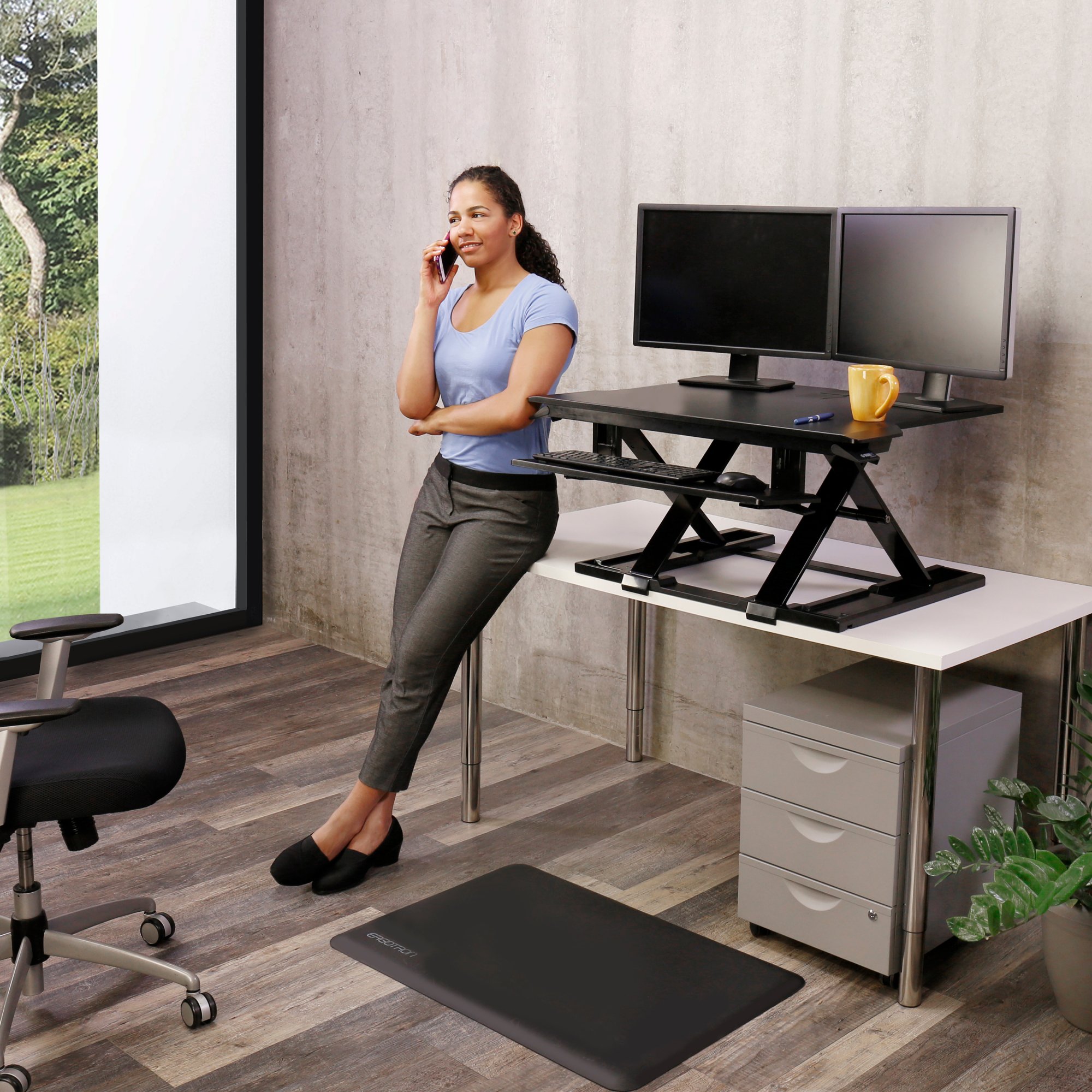 Ergotron 33-467-921 WorkFit-TX Standing Desk Converter