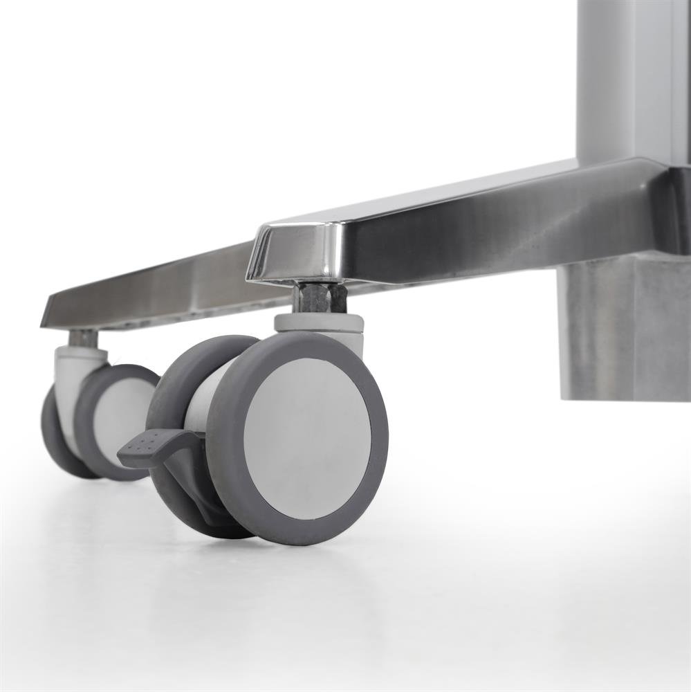 High-quality, smooth-rolling dual-casters easily move across carpets, flooring and thresholds