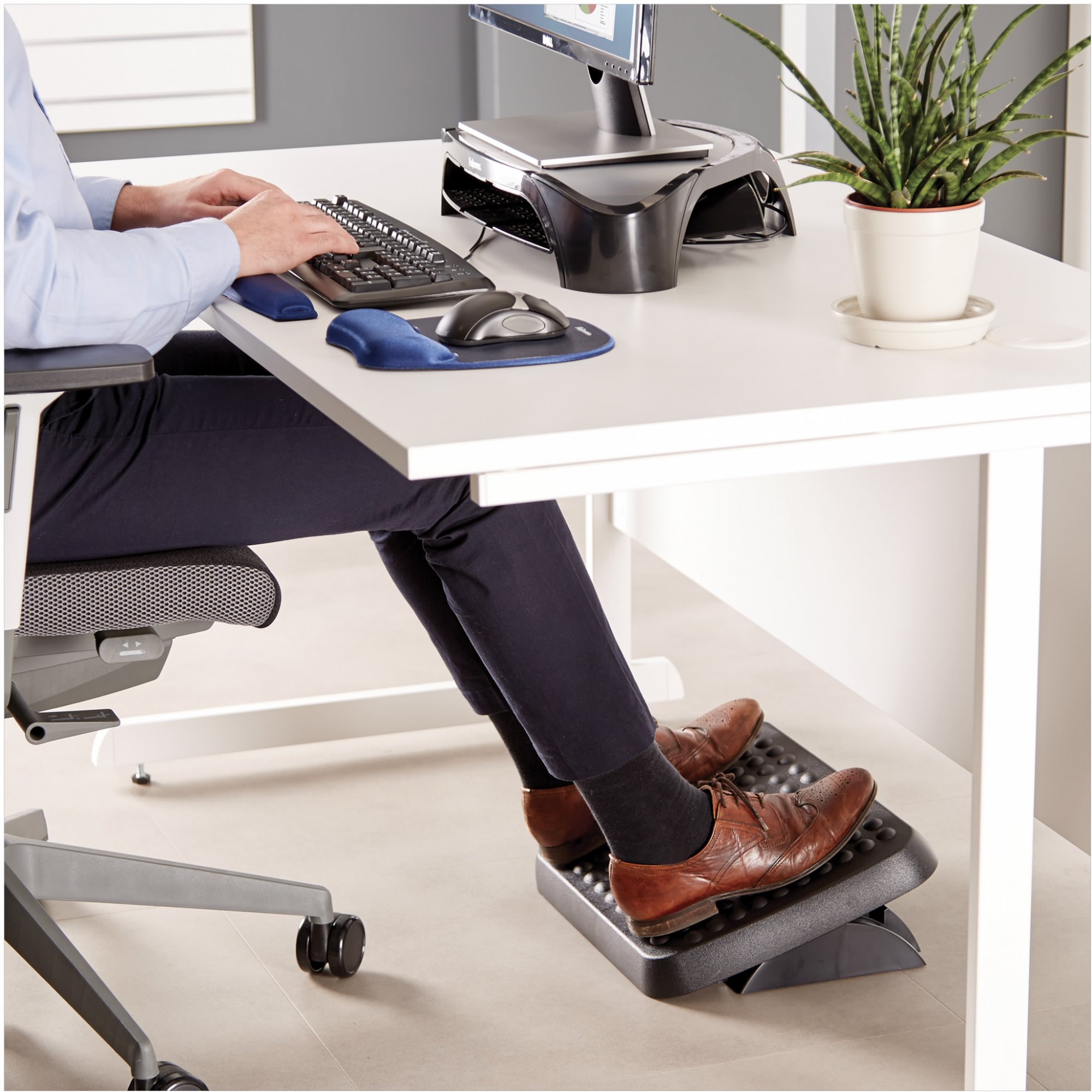 Fellowes 48121 Standard Foot Rest