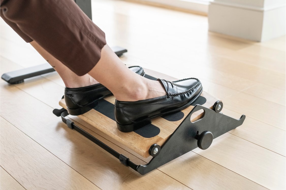 Humanscale FR300 Ergonomic Footrest