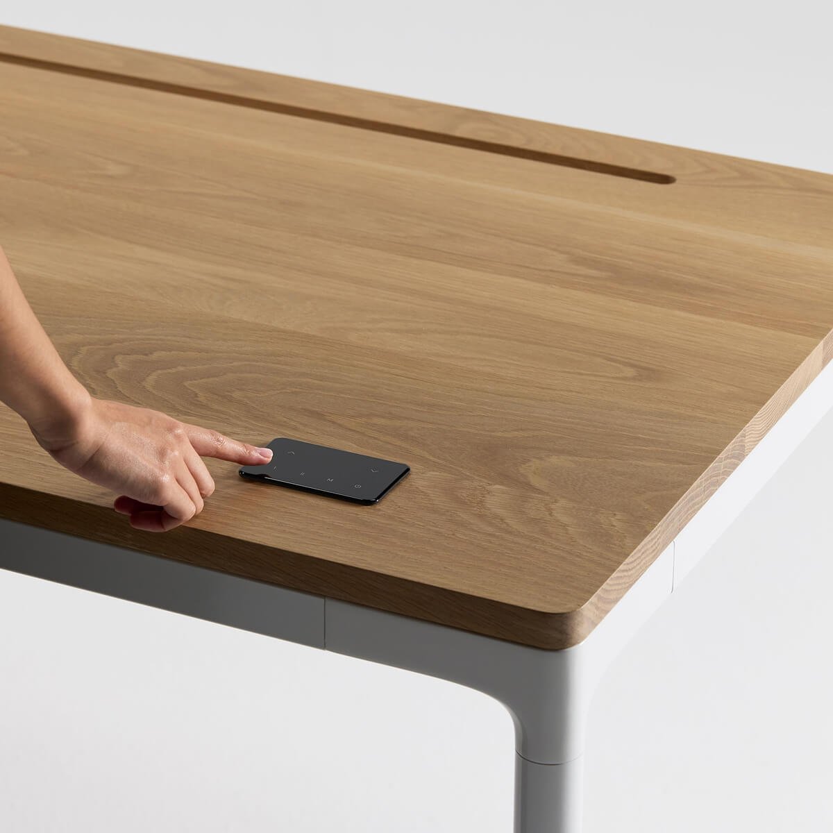 Humanscale eFloat Quattro Four-Leg Sit-Stand Desk
