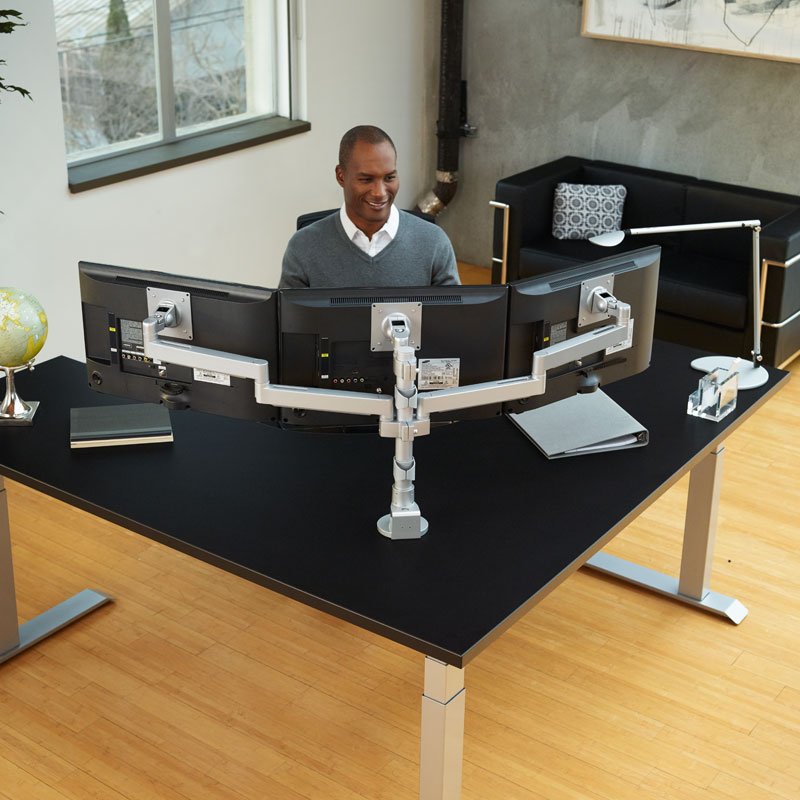 Conform Triple Static Monitor Arm in Silver