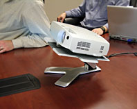 Ergotron 33-315-194 Neo-Flex Notebook/ Projector Lift Stand inuse picture