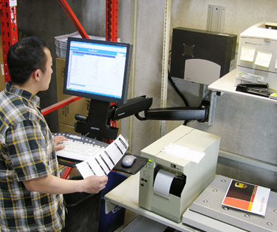 Application of Ergotron 45-216-200 StyleView HD Combo System