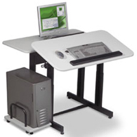 Balt 89782 Tilting keyboard platform DISCONTINUED replaced by 83681 